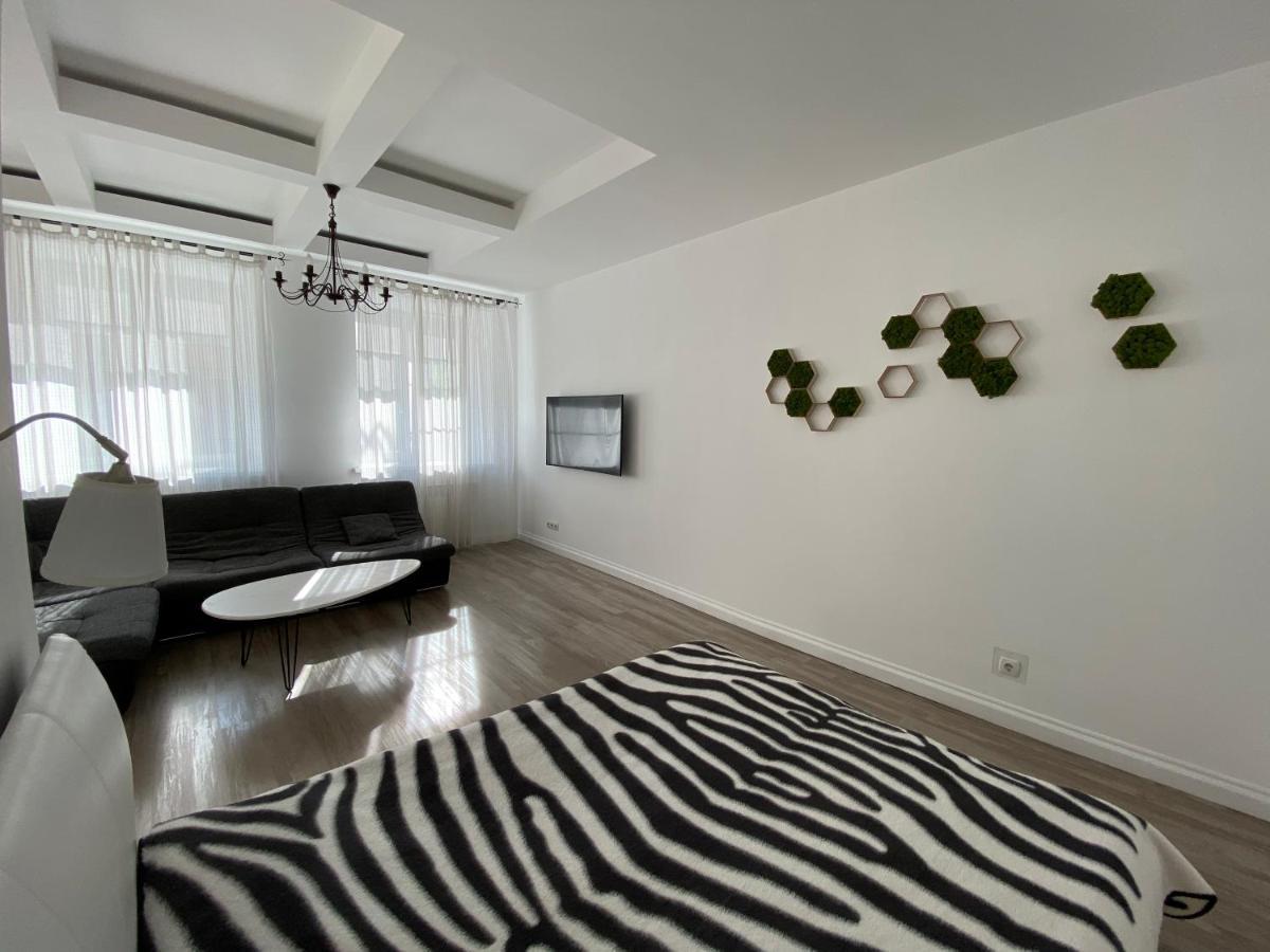 Bright Apartment Гомель Екстер'єр фото